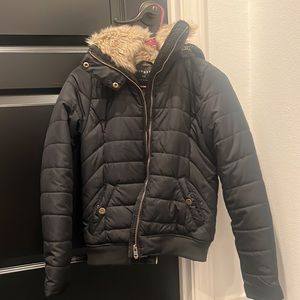 Aeropostale puffer jacket with fur
